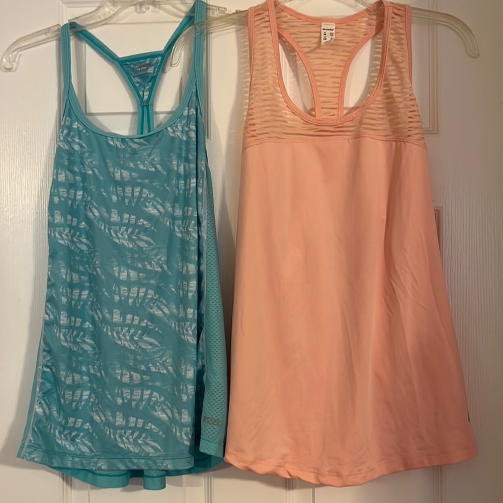 Marika and Fit2Run tank tops